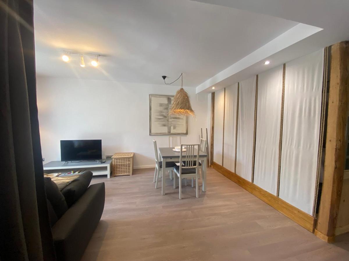 Ferienwohnung Luxury House Valencia D'Aneu Exterior foto
