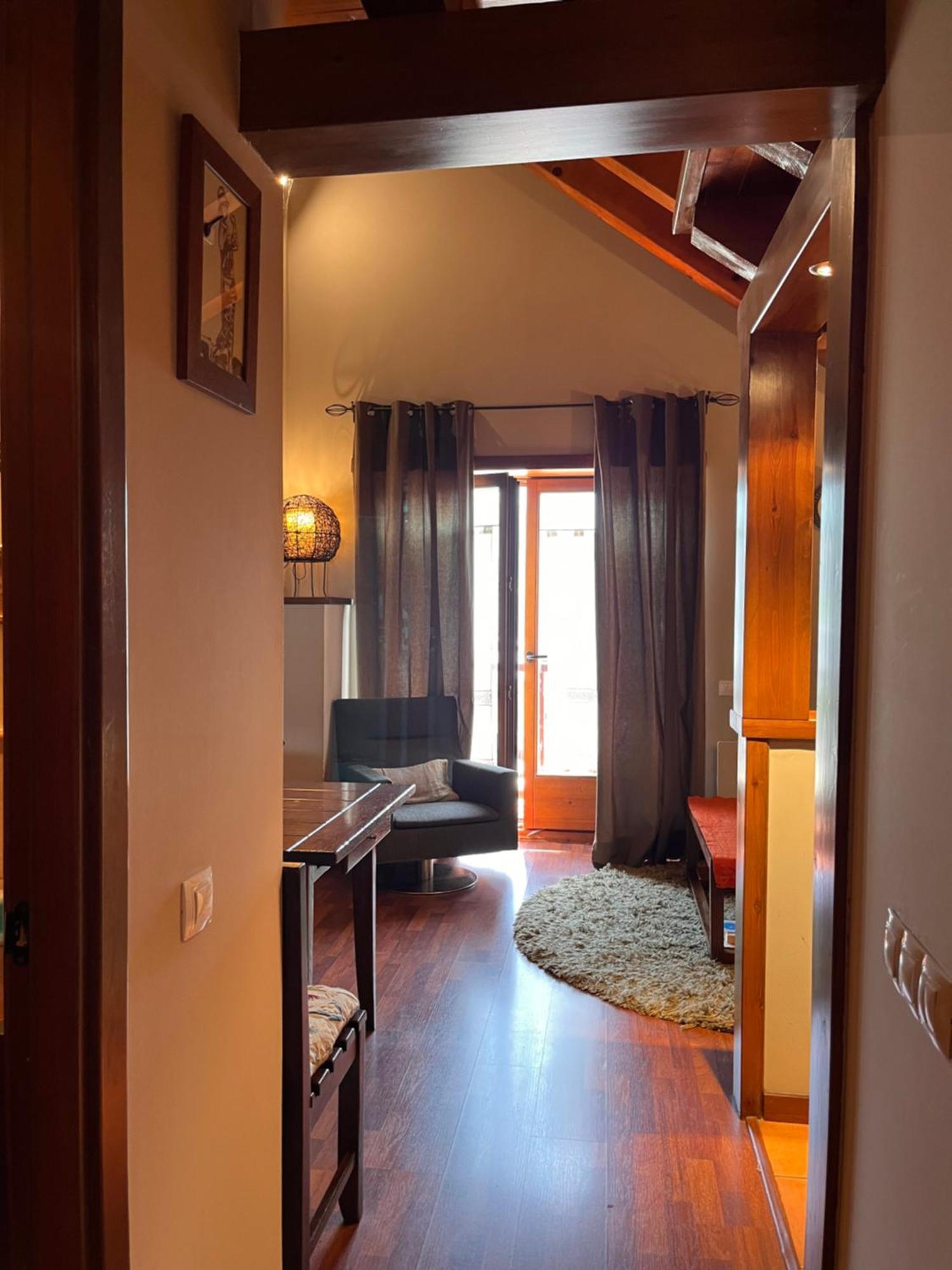 Ferienwohnung Luxury House Valencia D'Aneu Exterior foto
